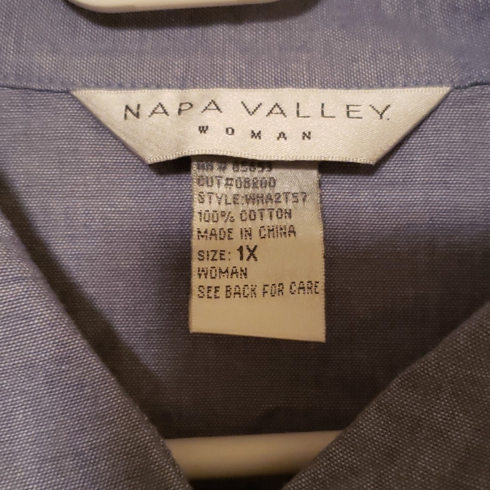 Womens Shirt - Picture 3 of 3